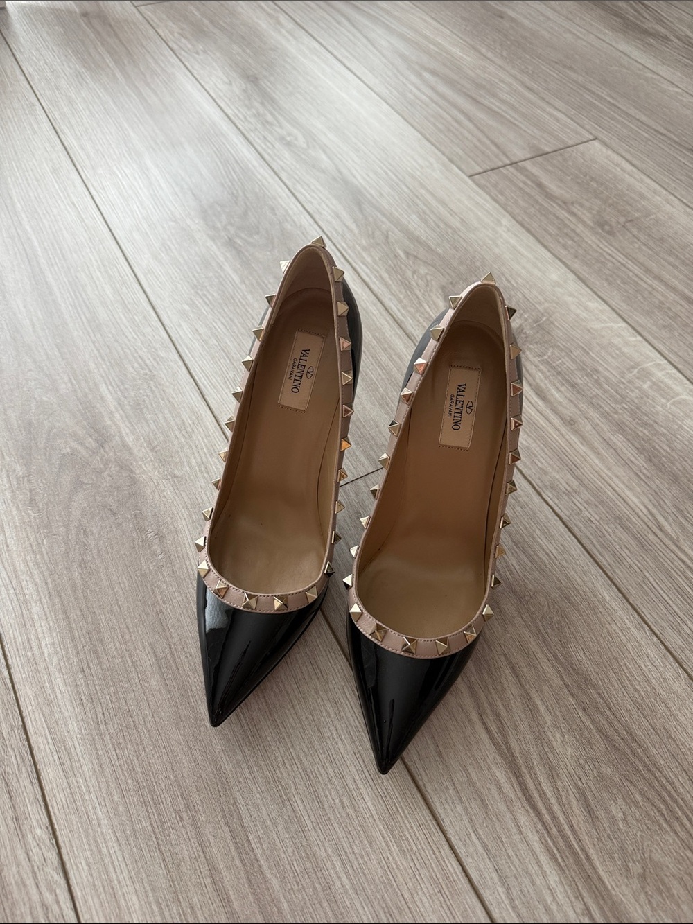 Valentino Black Patent Leather Rockstud Pointed Toe Pumps